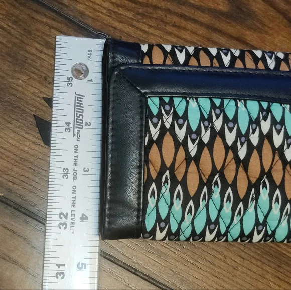 Vera Bradley Sierra Stream Magnetic Wallet Clutch Trifold - Picture 15 of 16